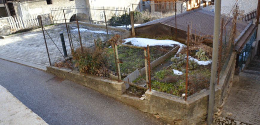 Casa terra/cielo da ristrutturare a Mezzana