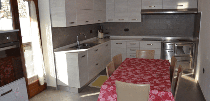 Comasine in val di Peio – 2 appartamenti quadrilocali