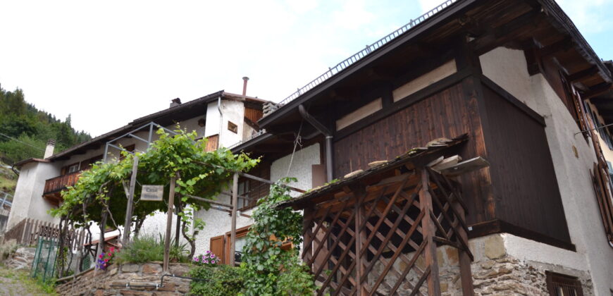 Casa bifamiliare a Termenago