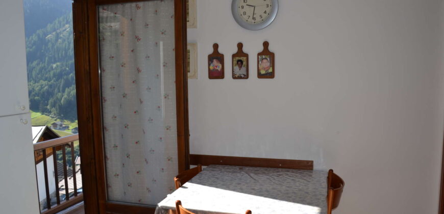 Appartamento trilocale panoramico a Vermiglio